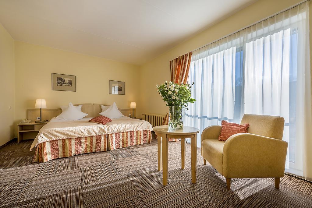 Hotel Grata By Centrum 3*